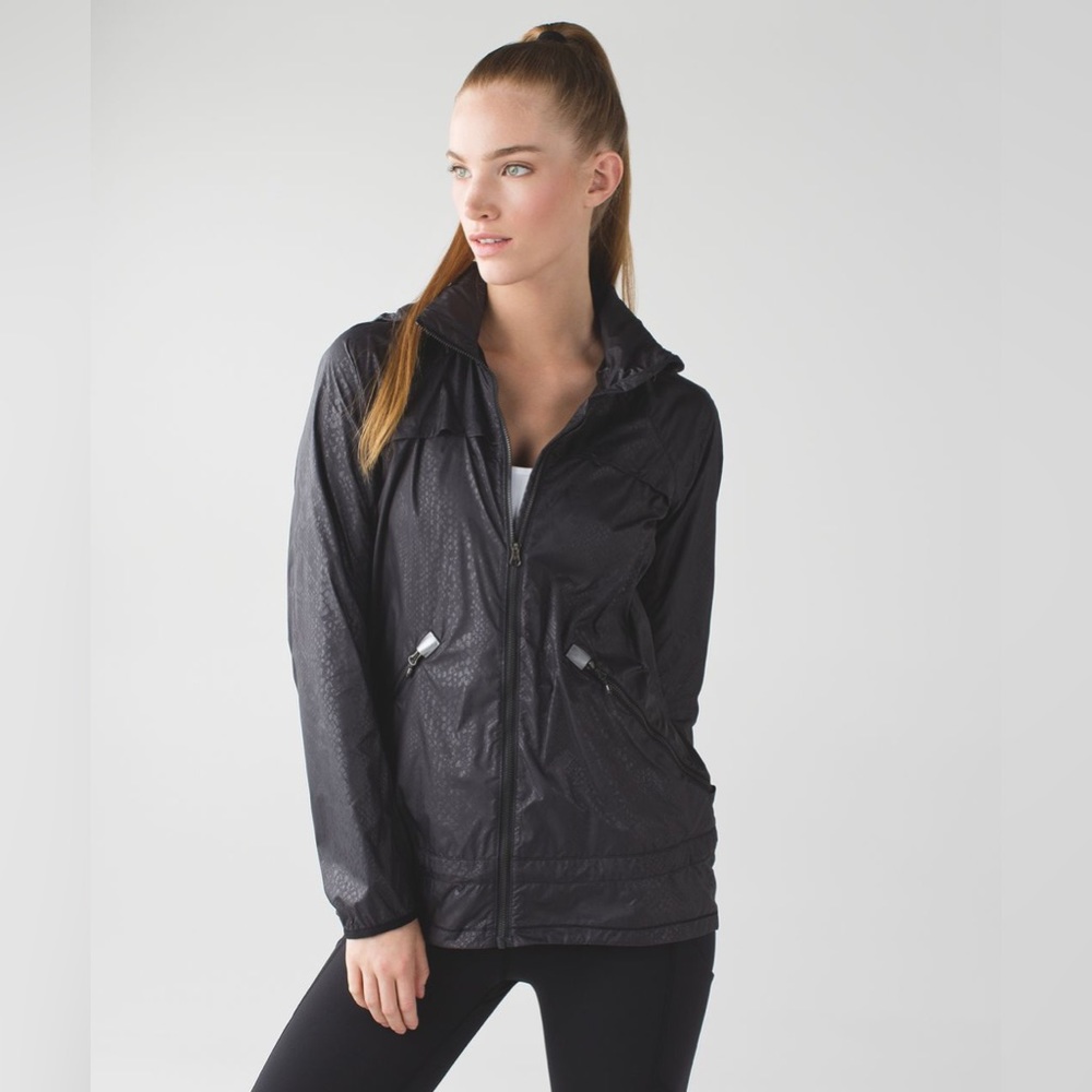 Lululemon Miss Misty Jacket II - Desert Snake Embossed / Black 2